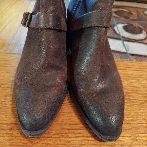 Nine west brown size 8 ankle boots leather upper buckles and cutout work rodeo - Picture 3 of 9